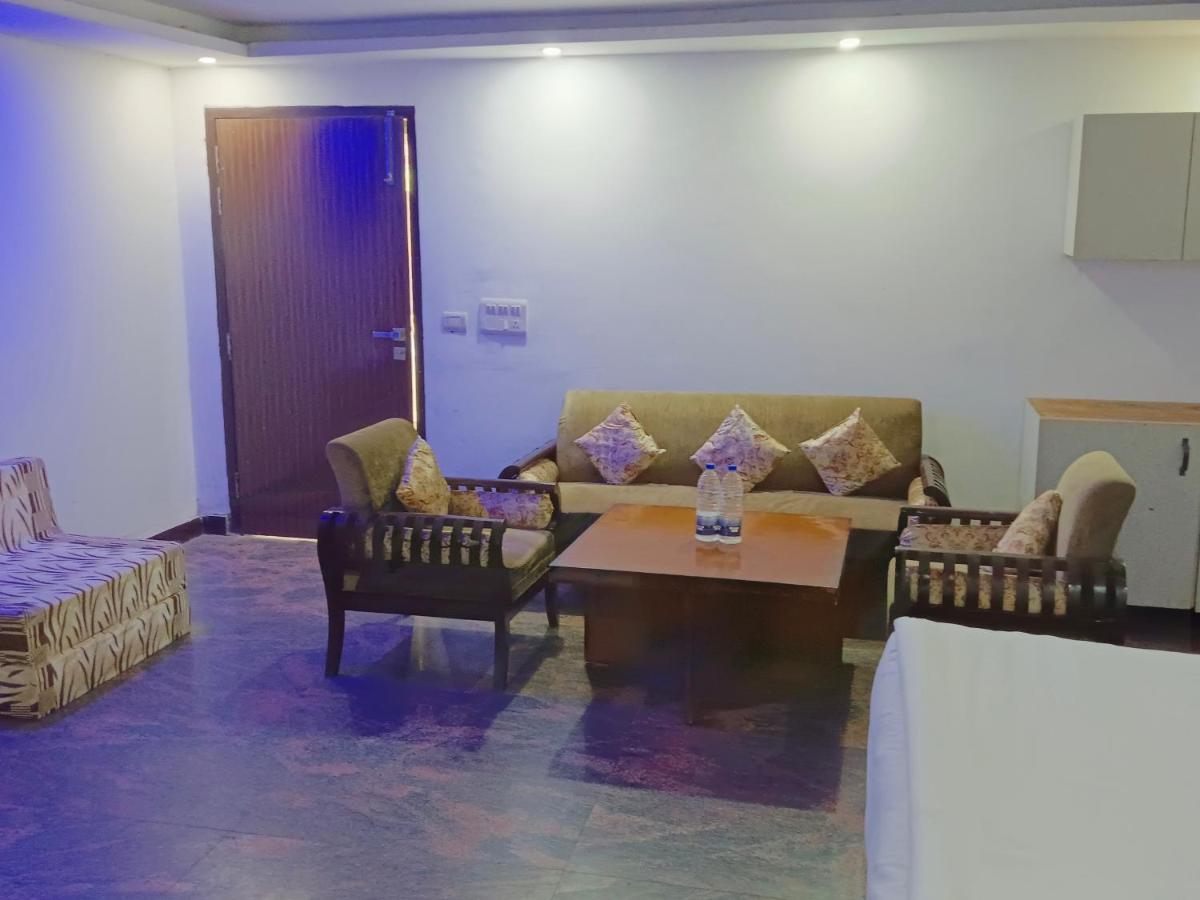 Hotel Singh Residency Medanta Gurgaon Exterior photo